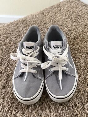 Vans Kids Gray Canvas Low-Top Sneakers with White Laces